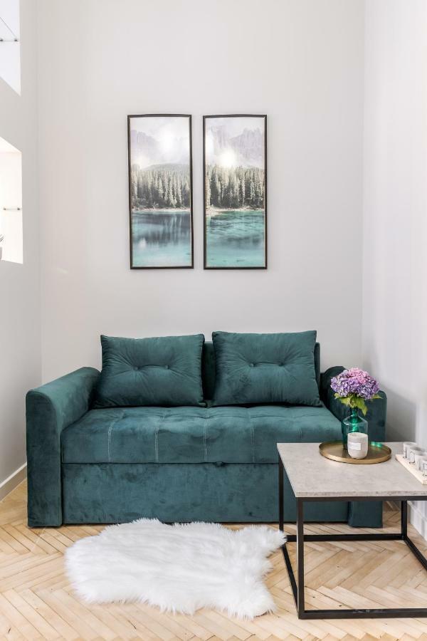 Modern Apartment リヴィウ エクステリア 写真