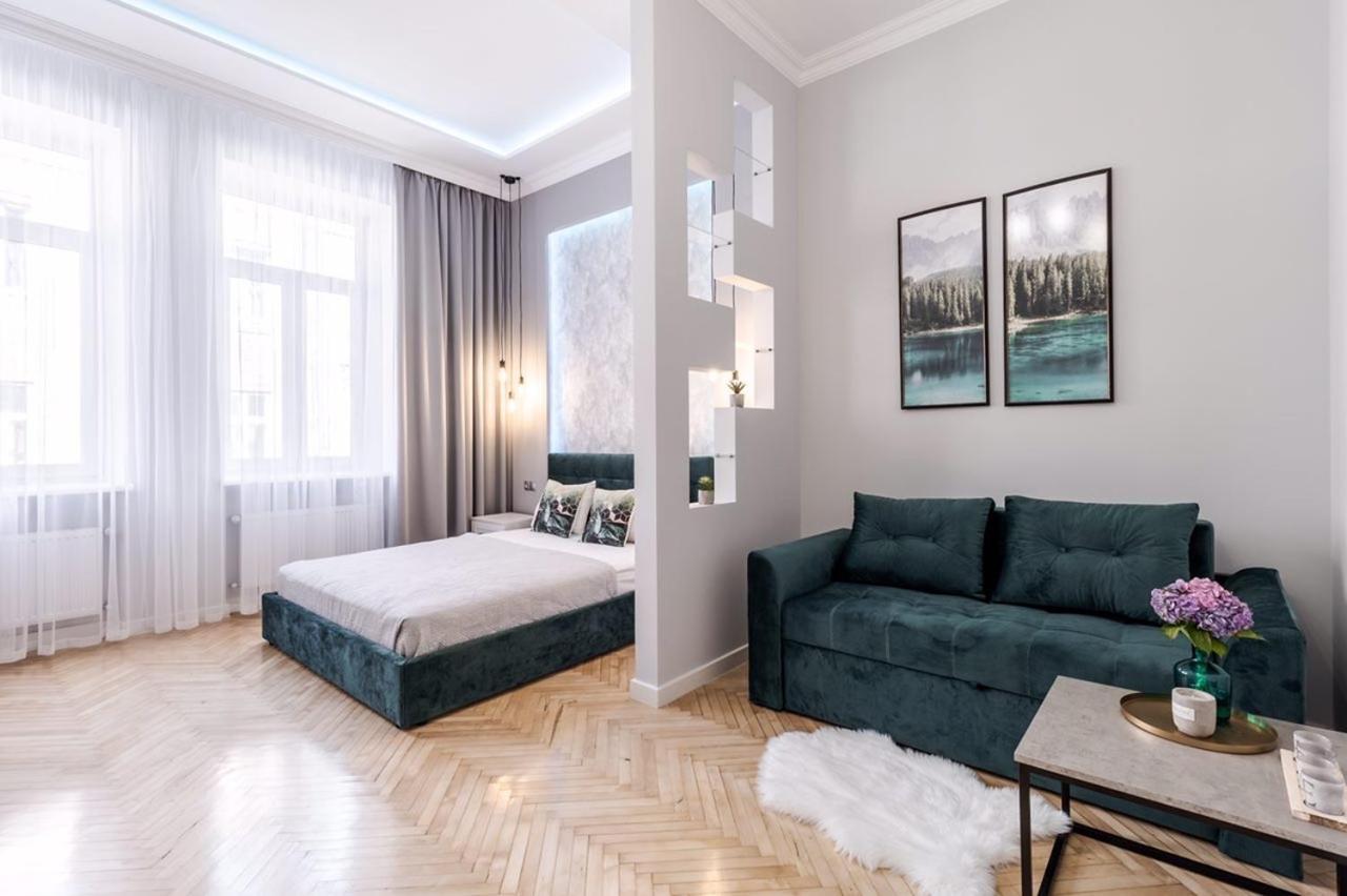 Modern Apartment リヴィウ エクステリア 写真